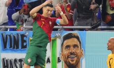 Роналду оценил фото празднования гола на фоне плаката с Месси на ЧМ-2022