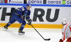 «У нас сейчас каждый матч — битва за восьмерку». Михаил Рахманов о своем возвращении в КХЛ и проблеме «Барыса»