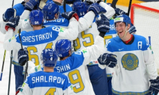 Первый канал покажет матчи сборной Казахстана по хоккею в России