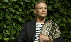 Бывший чемпион UFC объявил о завершении карьеры