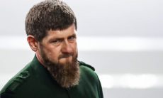 Рамзан Кадыров показал свой кулон с изображением бойца UFC. Видео