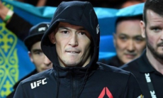 Казахскому бойцу «записали» первое поражение в UFC
