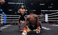 Сбежавший от Алимханулы экс-чемпион вызвал беспокойство после дебюта в новом весе