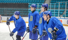 Казахстан назвал состав на матч против США на хоккейном турнире Универсиады-2023