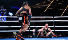 Нокаутом после нокдауна закончился бой экс-чемпионки мира за титул WBC. Видео