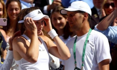 «Вы не знаете, что происходит вокруг». Рыбакина рассказала о взаимоотношениях с тренером