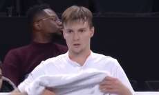 Лучший теннисист Казахстана не сумел выйти в финал турнира в Марселе 