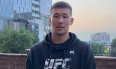 «Как можно просто так человеку шапалак бить?». Рахмонов высказал несогласие с UFC