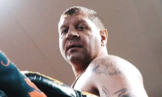 «Взяли на перевоспитание». Запашный показал, как гоняет Емельяненко по арене. Видео