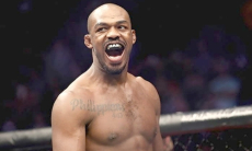 Кандидат в UFC из Казахстана встретился с Джоном Джонсом