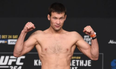 Шавкат Рахмонов прошел взвешивание перед топовым боем в UFC. Видео
