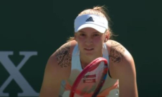 Видеообзор матча на турнире в Индиан-Уэллсе Рыбакина — Бадоса 6:3, 7:5