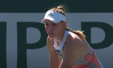 Видеообзор победного матча Елены Рыбакиной за выход в полуфинал крупного турнира в США