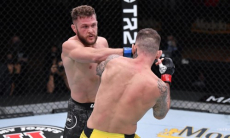 Уроженца Казахстана из UFC назвали лучшим ударником в своем весе