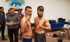 Казахстанский боксер прошел взвешивание перед боем в Мексике