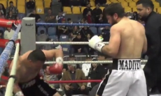 Видео брутального нокаута казахстанским боксером мексиканца с 31 победой у него на родине