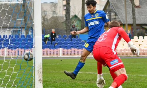 Форвард казахстан. Европейский футбол. Форвард футбол. Football 1:1.