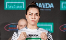 Фируза Шарипова прошла взвешивание перед боем за титул WBC. Видео