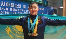 Казахстан завоевал первое «золото» чемпионата Азии-2023 по тяжелой атлетике. Видео