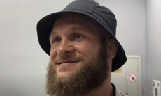 «Можете газовать на меня теперь». Топовый боец UFC ответил на провокационный вопрос в Казахстане