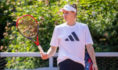 «Никогда не уважал». Решение Елены Рыбакиной перед стартом на «Ролан Гаррос» вызвало бурную реакцию