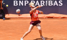 Камбэк с сенсацией случился в день старта Рыбакиной на «Ролан Гаррос»