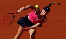 Видеообзор уверенной победы Рыбакиной во втором круге «Ролан Гаррос»