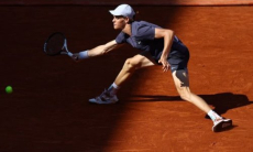 Громкой сенсацией завершился самый продолжительный матч на «Ролан Гаррос» за три года. Видео