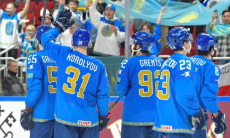 Хоккеист сборной Казахстана перешел в российский клуб