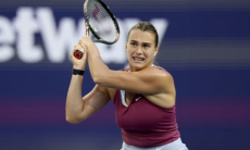 Принципиальной сопернице Елены Рыбакиной сообщили плохую новость после вылета с «Ролан Гаррос»