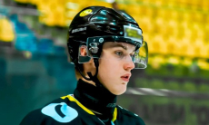 Воспитанник «Барыса» подписал контракт с клубом КХЛ 