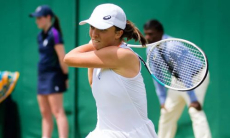 Главная соперница Рыбакиной испытала проблемы перед Уимблдоном
