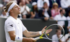 Чемпион Уимблдона взял на понт соперника и облажался. Видео