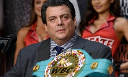 WBC поставил ультиматум абсолютному чемпиону мира