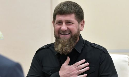 Рамзан Кадыров сделал шикарный подарок узбекистанскому бойцу UFC. Видео