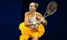 Ярким камбэком обернулся первый матч 16-летней сенсации из России на US Open-2023. Видео