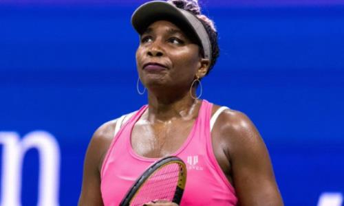 Легендарная теннисистка потерпела самое разгромное поражение на US Open. Видео