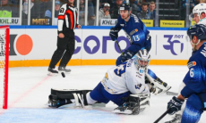 Вратарь «Барыса» оформил первый шатаут в КХЛ