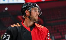 «Игроки „Барыса“ делают так, что матч получается немного скучным». Форвард «Авангарда» недоволен победой в КХЛ