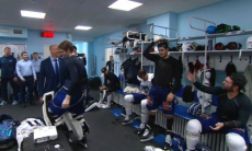 «Барыс» показал победную раздевалку матча с «Нефтехимиком»