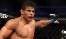 Соперник Хамзата Чимаева шокировал фанатов внешним видом перед боем на UFC 294. Фото