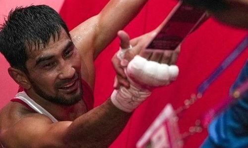 Действующие чемпионы мира по боксу Казахстана и Узбекистана проведут бой на Азиаде-2023