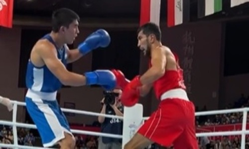 Видео триллера Казахстан — Узбекистан за медаль в боксе на Азиаде-2023