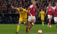 Казахстан дал бой Дании в выездном матче отбора Евро-2024 по футболу
