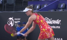 Видеообзор матча Итогового турнира WTA Рыбакина — Пегула 5:7, 2:6