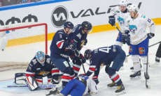 «Бился до конца». В России похвалили «Барыс» после четвертого поражения кряду в КХЛ