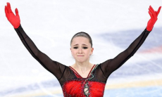 Камила Валиева упала и стала лишь третьей на чемпионате России. Видео