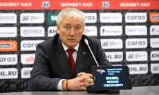 «Как будто уже выиграл». Главный тренер «Авангарда» выступил с упреком после разгрома от «Барыса»