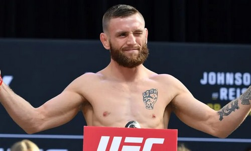 Боец из топ-10 рейтинга UFC отказался драться с казахстанцем. Известна причина