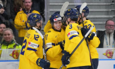 Стали известны все четвертьфинальные пары МЧМ-2024 по хоккею